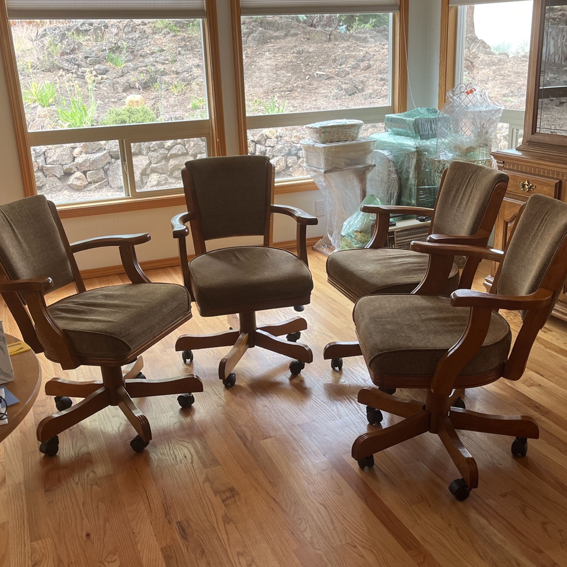 Captain Chairs