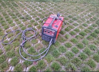 Lincoln Electronics Weld-Pak 180 HD
