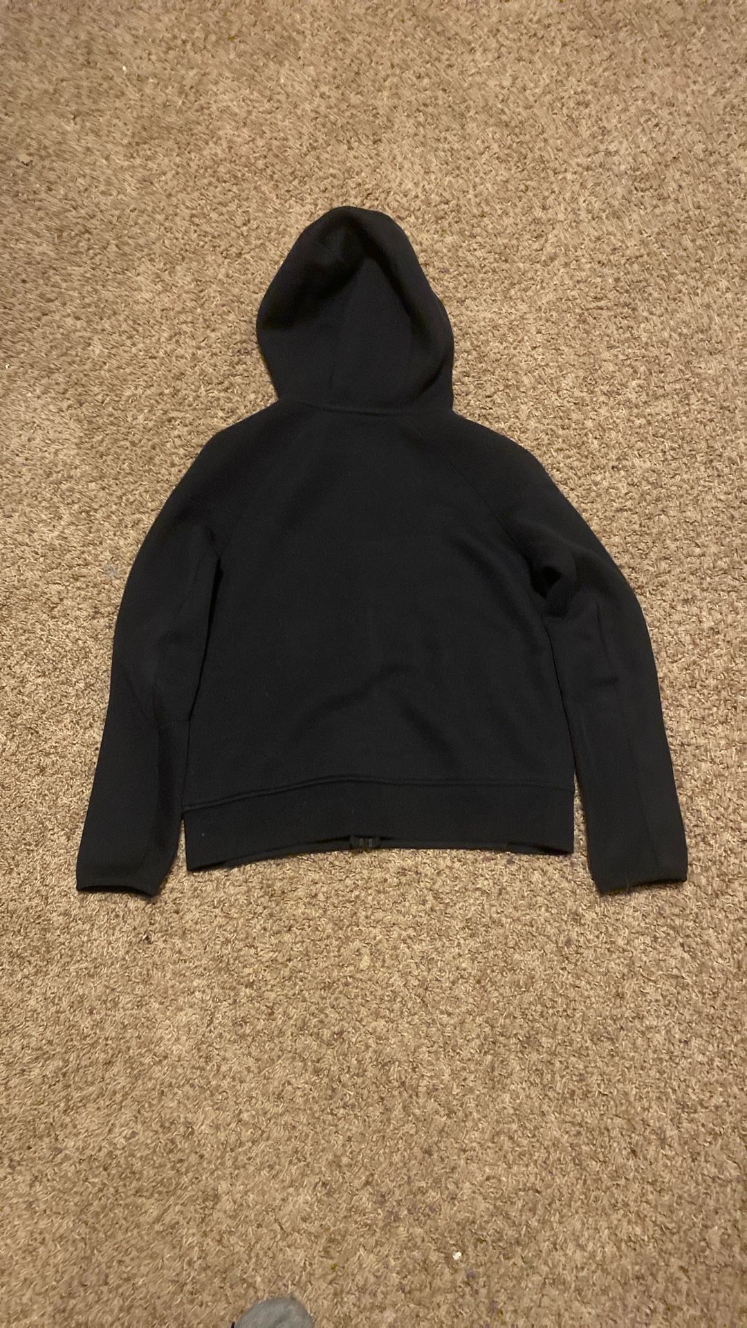 Big Kids Nike Tech Medium Size