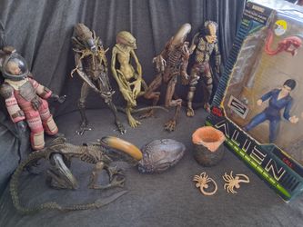 Alien Neca bundle lot predator XENOMORPHs eggs facehuggers