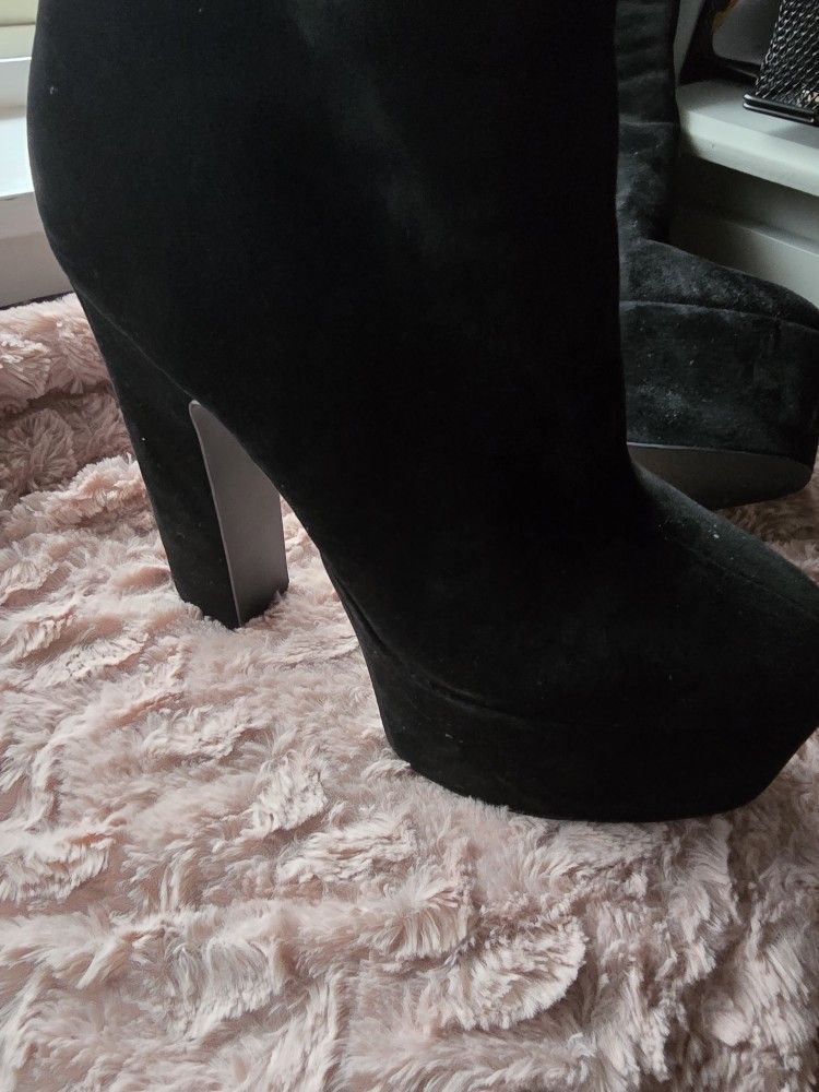 Black stellito Boots