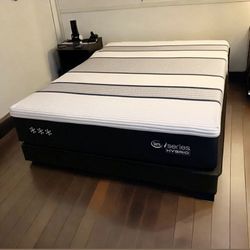 Queen Size Mattress Serta iSeries Hybrid Of 14 Inches Thick Firm New From Factory Same Day Delivery 