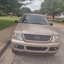 Ford Explorer 2004