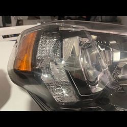 2018 Toyota 4Runner OEM Headlights – Set – $75 OBO