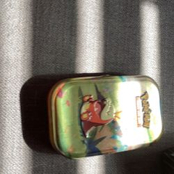 Random Pokémon Cards