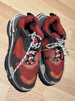 Balenciaga Triple S Sneakers | Size 41 (US Men’s 8) | Great Deal