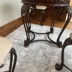 Round Dining Table And 4 Chairs