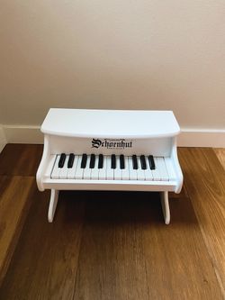Schoenhut My First Piano 