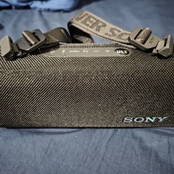 SONY ULT FIELD 3 PORTABLE SPEAKER