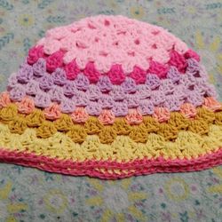 Granny Stitch Bucket Hat