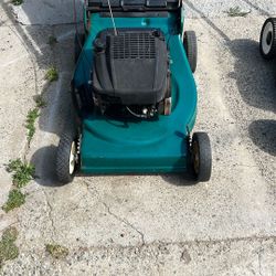 Lawnmower 