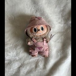 Labubu Outfit 
