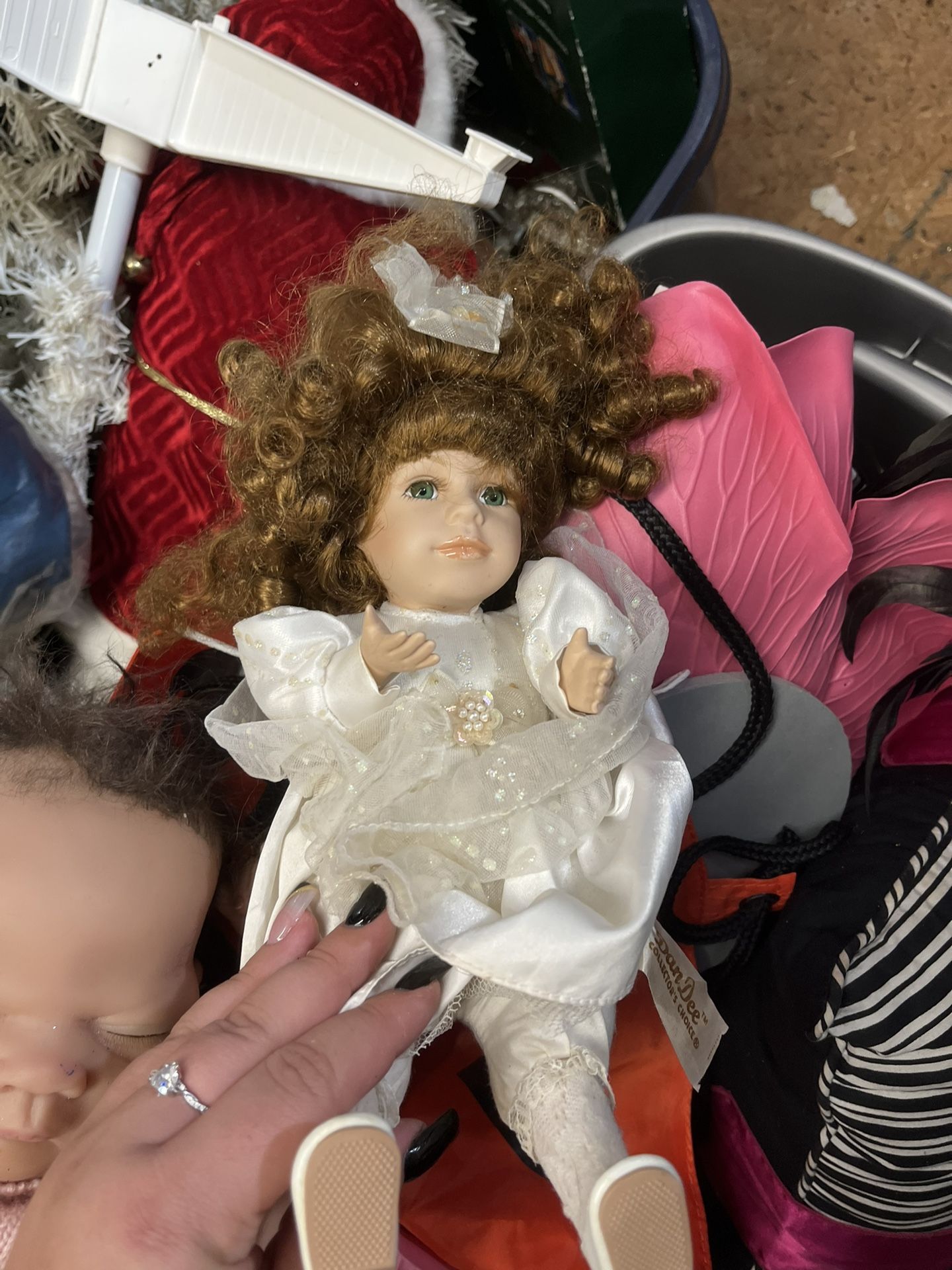 FREE BABY DOLLS