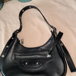Sleek Black Faux Leather Shoulder Bag