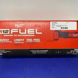 MILWAUKEE 2526-20 M12 FUEL 12V Lithium-Ion Oscillating Multi-Tool