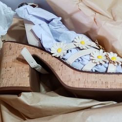 GORGEOUS NEW LUCKY BRAND WOMEN'S SHOES
