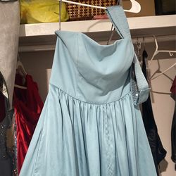 Blue Dress 