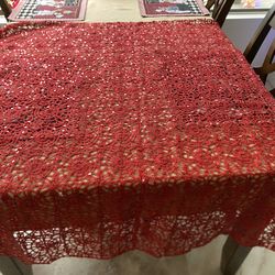 Table Cloth Toppers