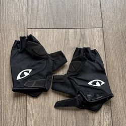 Men’s cycling gloves