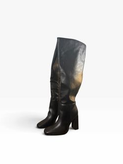 Black Knee-High Heeled Boots
