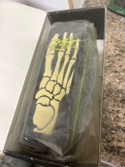 Kirk Hammett cry baby wah pedal