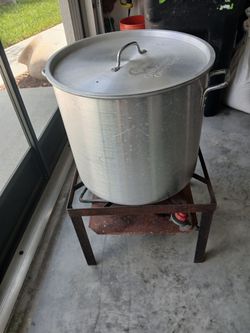 Steamer / Seafoodboil pot and propane base