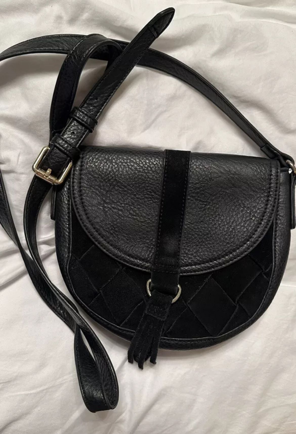 Inc International Bag Shoulder Crossbody Handbag w/ fringe And Magnet Closure