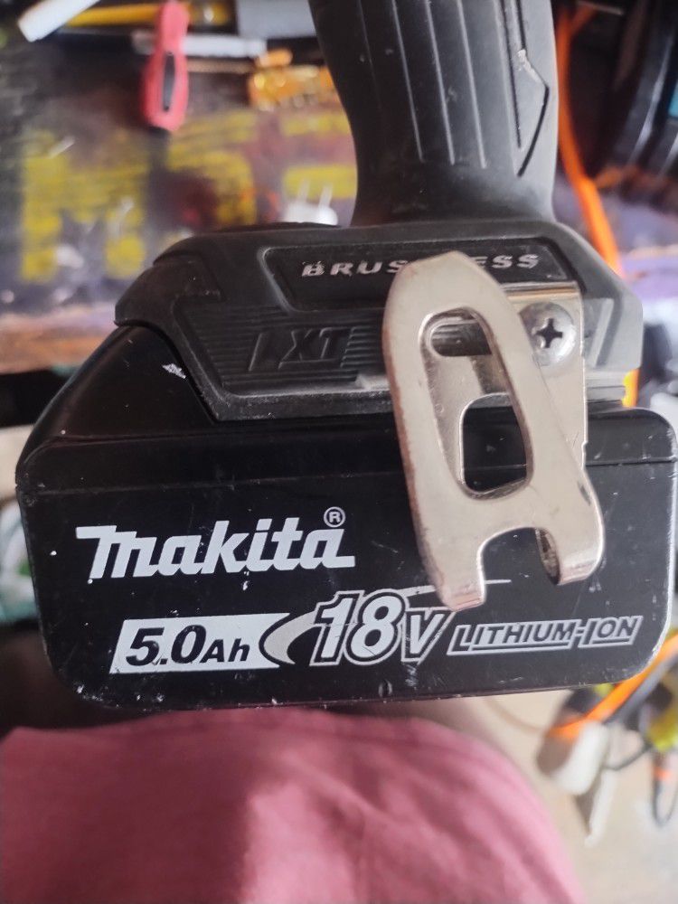 3 Makita Batteries 5,4,And Regular Amp Hour Battery Wcharger