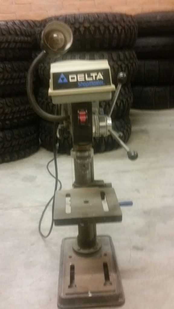 Delta dp200 Shopmaster 10inch drill press for Sale in Chandler, AZ