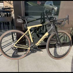 Canyon Grail Cf Sl 8 Gravel Bike Size Medium 