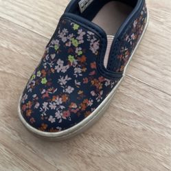 Carters Shoes