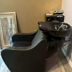 Shampoo Bowl with Chair