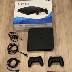 PS4 Slim 1TB Bundle Games and 2 Controllers