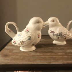 graces teaware beautiful bird sparrow creamer pitcher flowers pansies roses