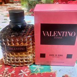 Valentino Perfume 