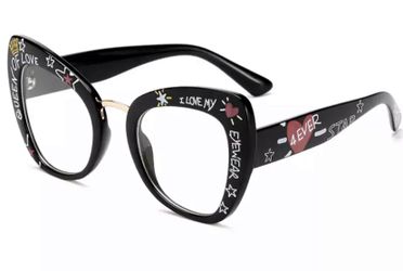 Black graffiti frames available now!