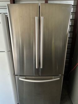 Refrigerador Samsung. 32 inch.