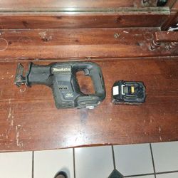 Makita 18 Volt Sawsall With 9 Amp Hiur 18 Volt Battery