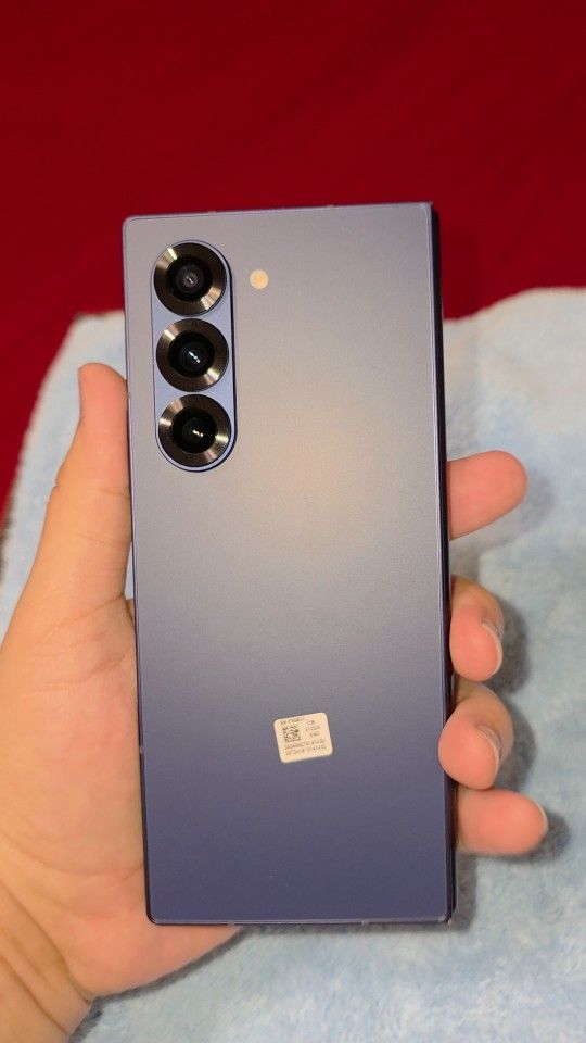 Samsung Galaxy Z Fold 6 | 512GB 12GB RAM