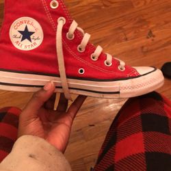 Red converses