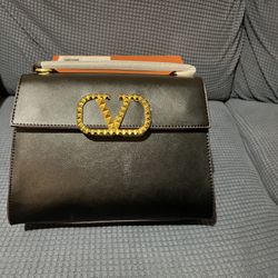 Bags And Sunglasses For Women 