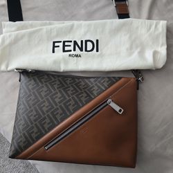 FENDI MESSENGER BAG