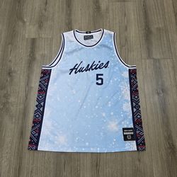 Urban Champs UCONN Huskies Paige Bueckers Christmas Jersey Mens XL
