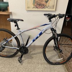 Gt Mountain Bike Size M