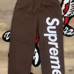 Brand New Brown Supreme Sweatpants – Small (Fits Medium)