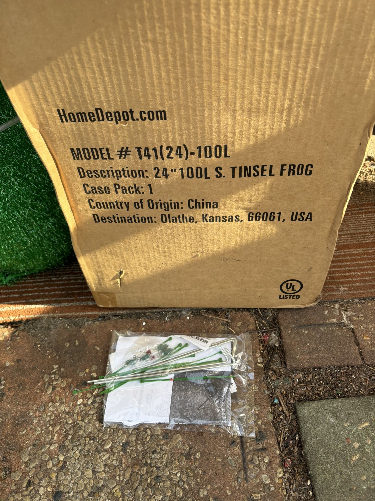 NEW 24” Tinsel Frog Christmas Outdoor Decor Unassembled