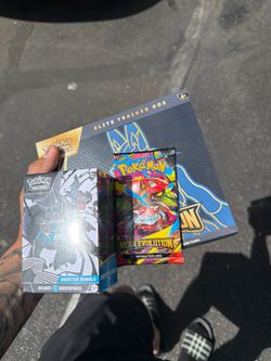 Mega Evolutions ETB