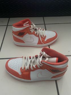 Air Jordan 1 Mid SE Metallic Orange