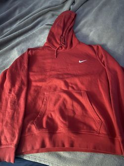red nike hoodie 
