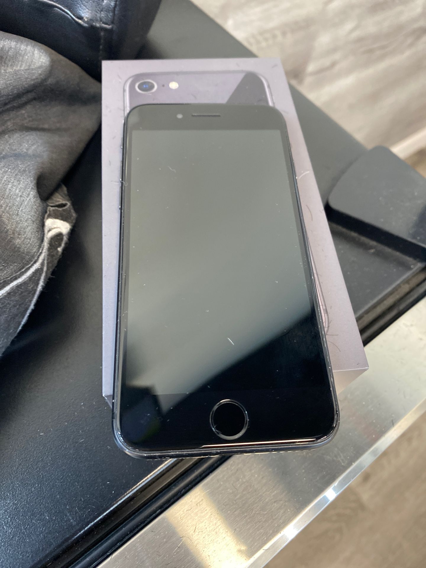 iPhone 8 excellent condition